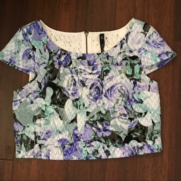 💥 Jessica Simpson quilted crop top XL - Picture 1 of 4